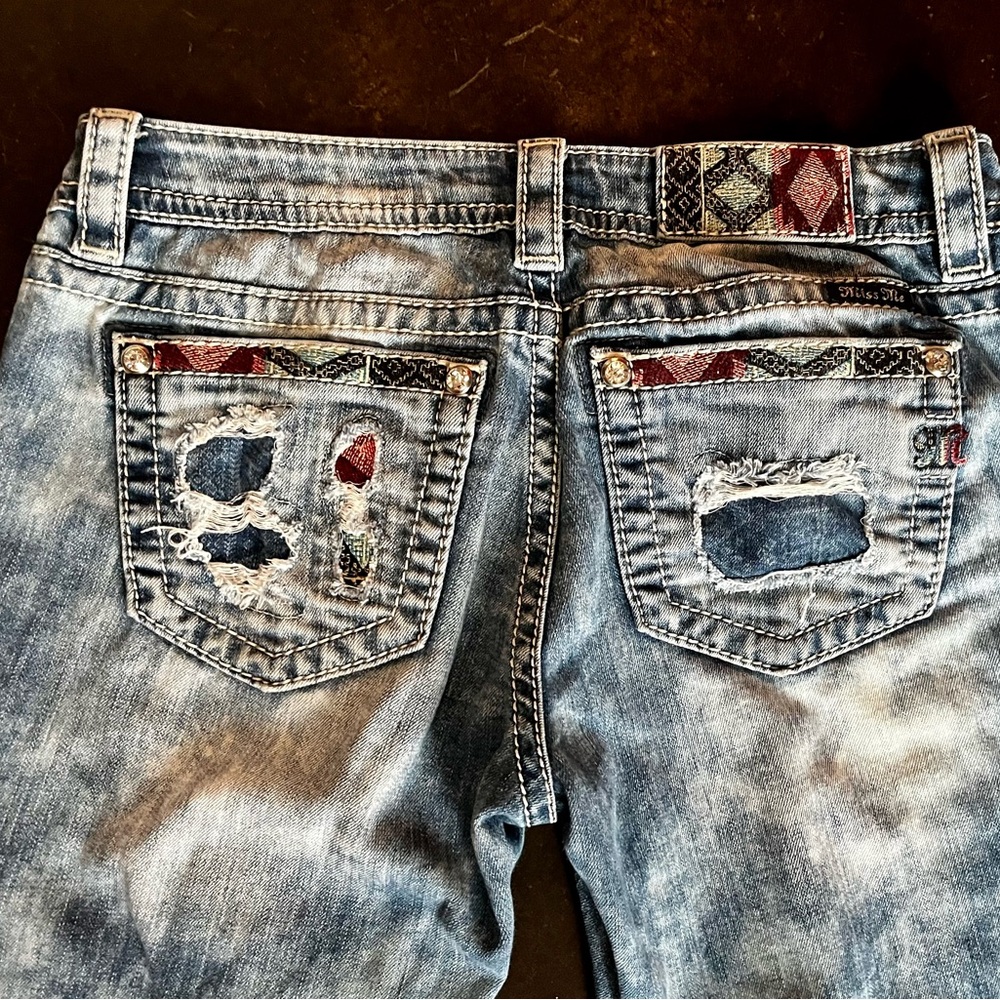 Miss Me Denim Capri with Aztec Patch-work, 28 - Picture 5 of 9